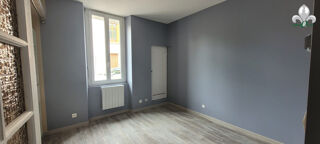  Appartement à louer 2 pièces 33 m²