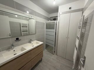  Appartement � vendre 4 pi�ces 74 m�