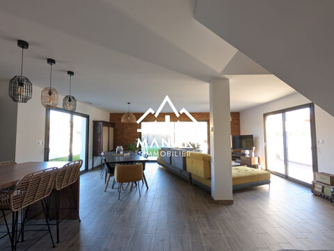   MAGNIFIQUE VILLA 4 FACES AVEC 3 CHAMBRES, UN BUREAU, UN GARAGE E Maison - 5 pi�ce(s) - 142 m�