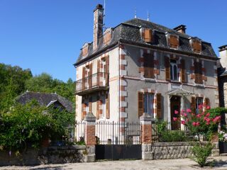  Maison Saint-Chamant (19380)