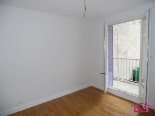  Appartement à louer 5 pièces 76 m²