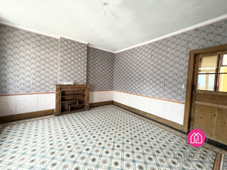 Maison 8 pièces 171 m² · à Aniche · 171 m² · 112 000 €
