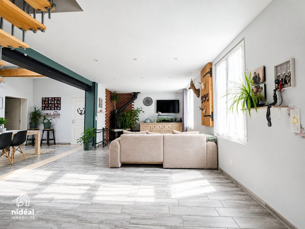 Exclusivité  Maison individuelle rénovée  3 chambres +