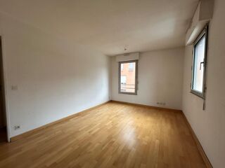  Appartement à louer 2 pièces 40 m²