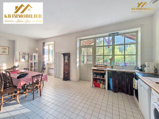  Immeuble � vendre 1684 m�