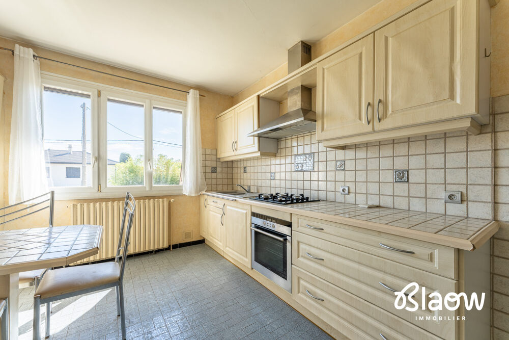 Maison familiale de 129 m² avec grand terrain à Meyzieu