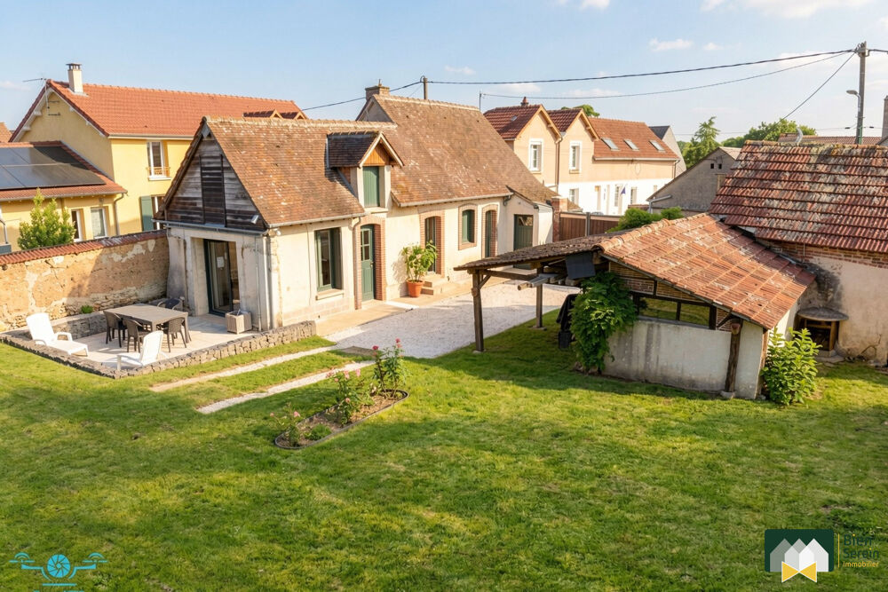 CHARMANTE LONGÈRE 2 CHAMBRES AVEC DÉPENDANCE ET JARDIN  LÈ
