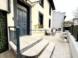 Maison à vendre 10 pièces 185 m²