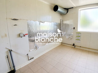  Immeuble à vendre 585 m²