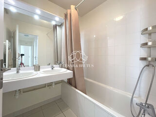  Appartement  vendre 4 pices 80 m