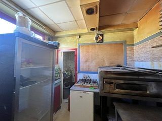   Fonds de commerce d'un restaurant rapide à St-Yrieix-la-Perche Saint-yrieix-la-perche