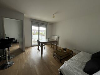  Appartement à louer 2 pièces 43 m²