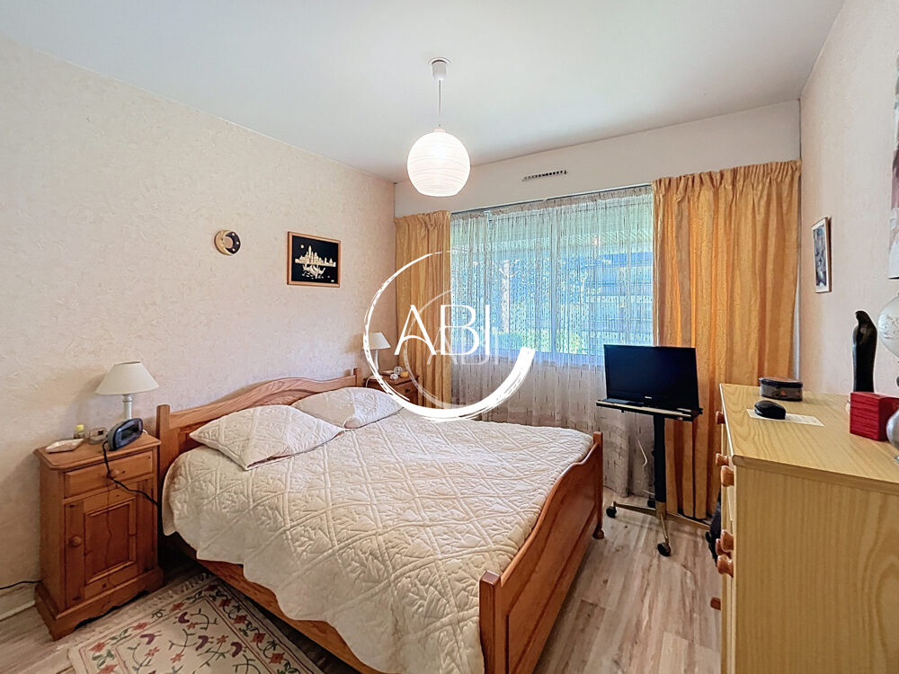 Appartement avec jardin privé  Rez-de-chaussée à deux pas