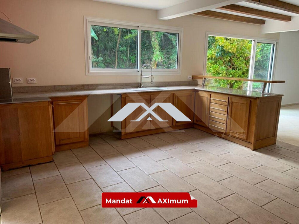 MAISON F6 160 M² SAINT PHILIPPE