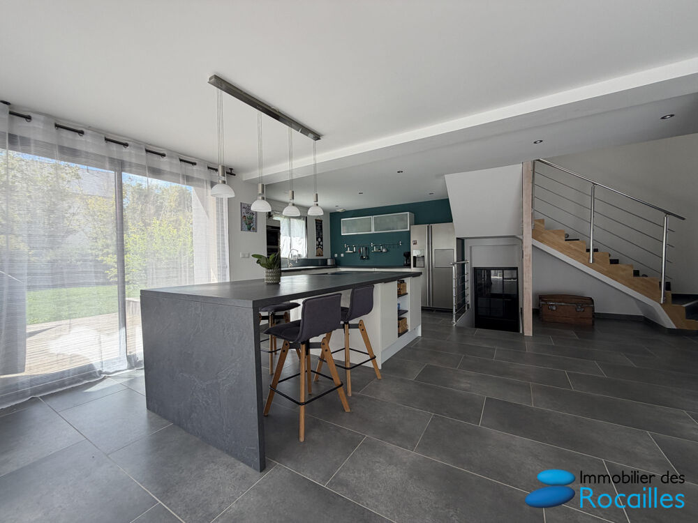 à vendre  Maison Pers-Jussy (74930)