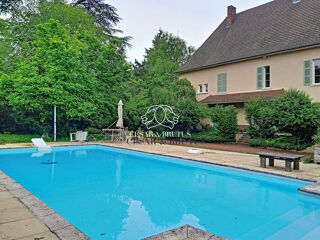  Maison à vendre 9 pièces 254 m²