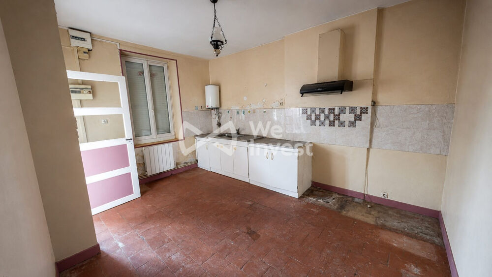 Maison à rénover, fort potentiel, plein coeur de teloché