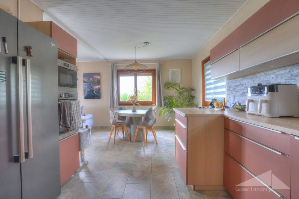 à vendre  Maison Thoiry (01710)