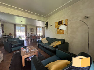  Maison � vendre 8 pi�ces 215 m�