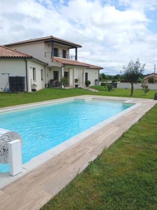 Vente Maison MAGNIFIQUE VILLA T6 RECENTE DE 185 M2 AVEC DOUBLE GARAGE Landorthe