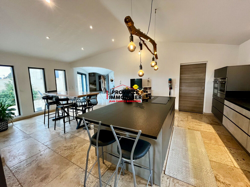 à vendre  Maison Sainte-Cécile-les-Vignes (84290)