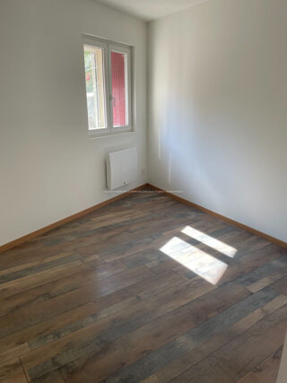  Appartement à louer 2 pièces 50 m²