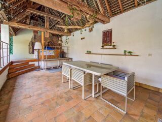  Maison  vendre 8 pices 194 m