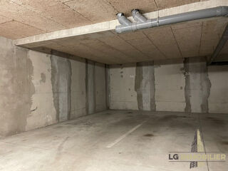  Parking / Garage � vendre 