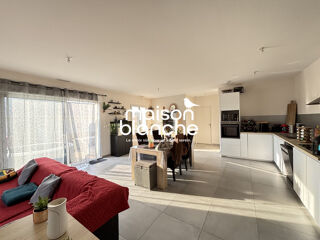  Maison � louer 4 pi�ces 102 m� La roche-chalais