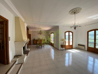  Maison � vendre 9 pi�ces 353 m�