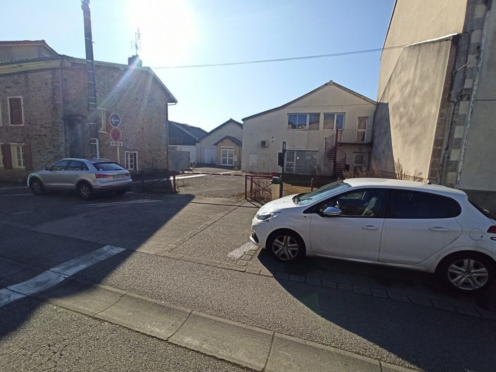   LOCATION St JUNIEN - LOCAL 90m² - CENTRE VILLE 
