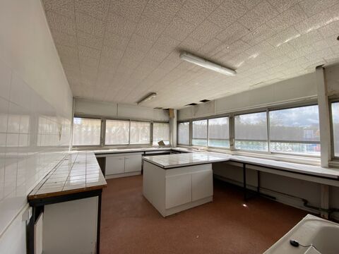   Bureaux de 340 m² à LIMOGES ! 