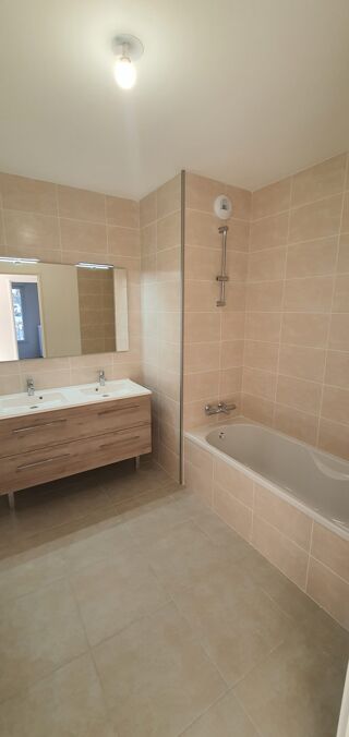  Appartement � vendre 3 pi�ces 62 m�