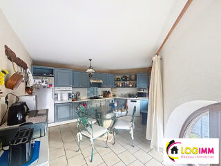  Appartement � vendre 4 pi�ces 160 m�