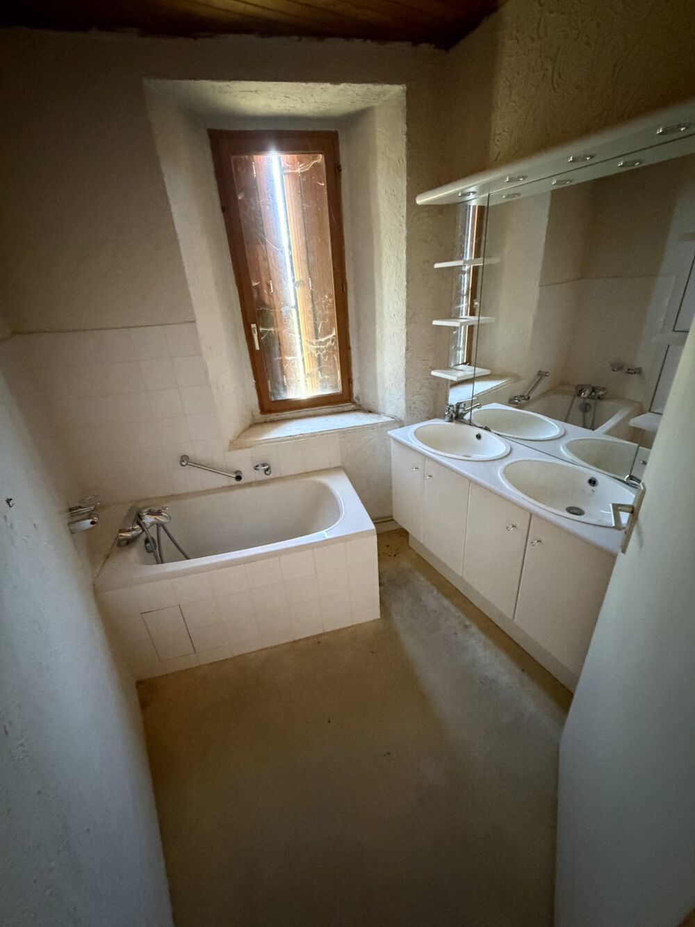 Vente Maison Maison de village à rénover Beauzac