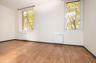  Appartement à louer 2 pièces 33 m²