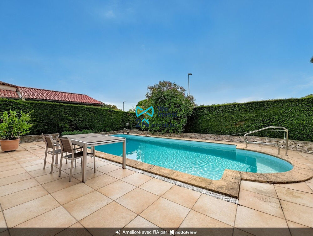 L'Union  Maison familiale avec piscine et vue Pyrénées