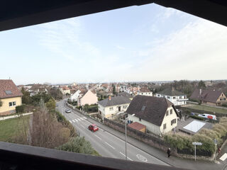  Appartement à louer 4 pièces 85 m²