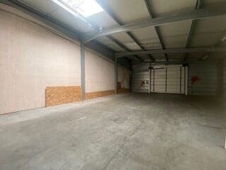   Local commercial de 4250 m² à USSEL Ussel