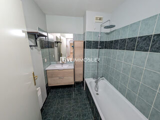  Appartement à louer 3 pièces 57 m²