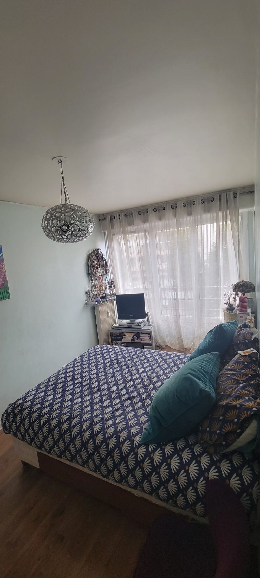 Location Appartement F4 VIDE AVEC BALCON CAVE ET PARKING Paris 20