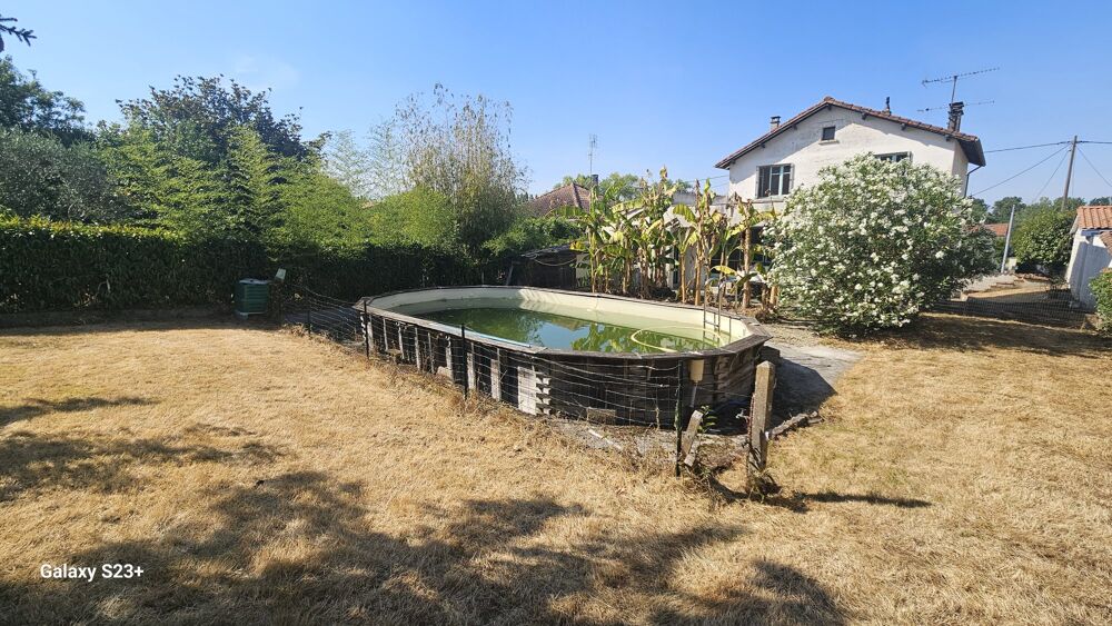 GRANDE MAISON FAMILIALE A RENOVER
