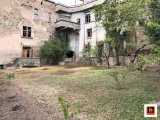  Immeuble � vendre 675 m�