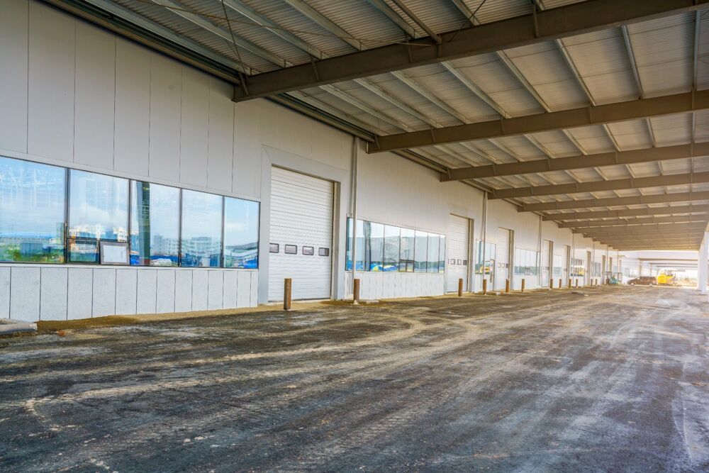   Local d'activité / Local commercial 1800m² - Plescop Vannes (5 