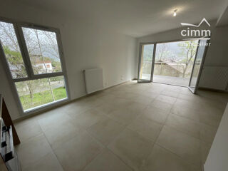  Appartement � louer 4 pi�ces 81 m�