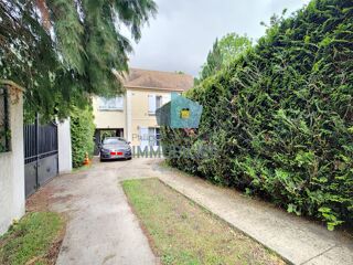  Maison à louer 7 pièces 139 m²