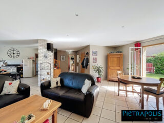  Maison  vendre 7 pices 191 m