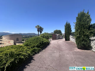  Maison � vendre 8 pi�ces 246 m�