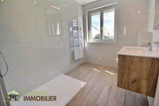  Maison à louer 4 pièces 127 m²