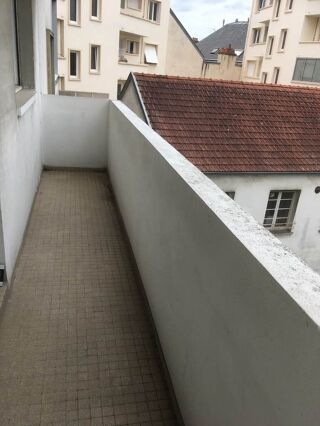 Appartement à louer 3 pièces 72 m²